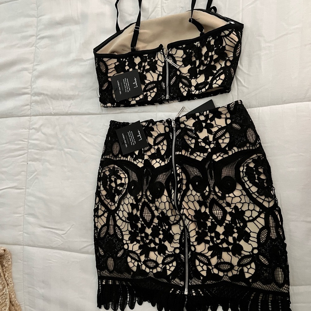 Black and Beige Lace Two-Piece
Bodycon Mini Dress